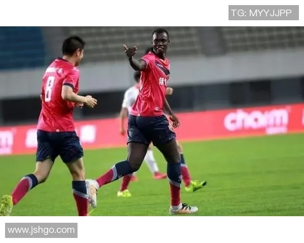 赛后分析:深圳羽毛球队与重庆羽毛球队个人能力的全面对比与探讨 赛后分析:深圳羽毛球队与重庆羽毛球队个人能力的全面对比与探讨