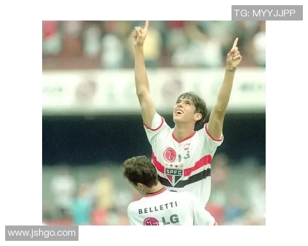 足球明星的魅力面孔揭晓谁是最帅的足球偶像与他们的风采故事 足球明星的魅力面孔揭晓谁是最帅的足球偶像与他们的风采故事